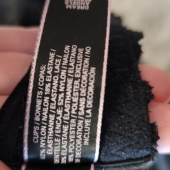 Victoria's Secret perfect coverage bra - Picture 5 of 5